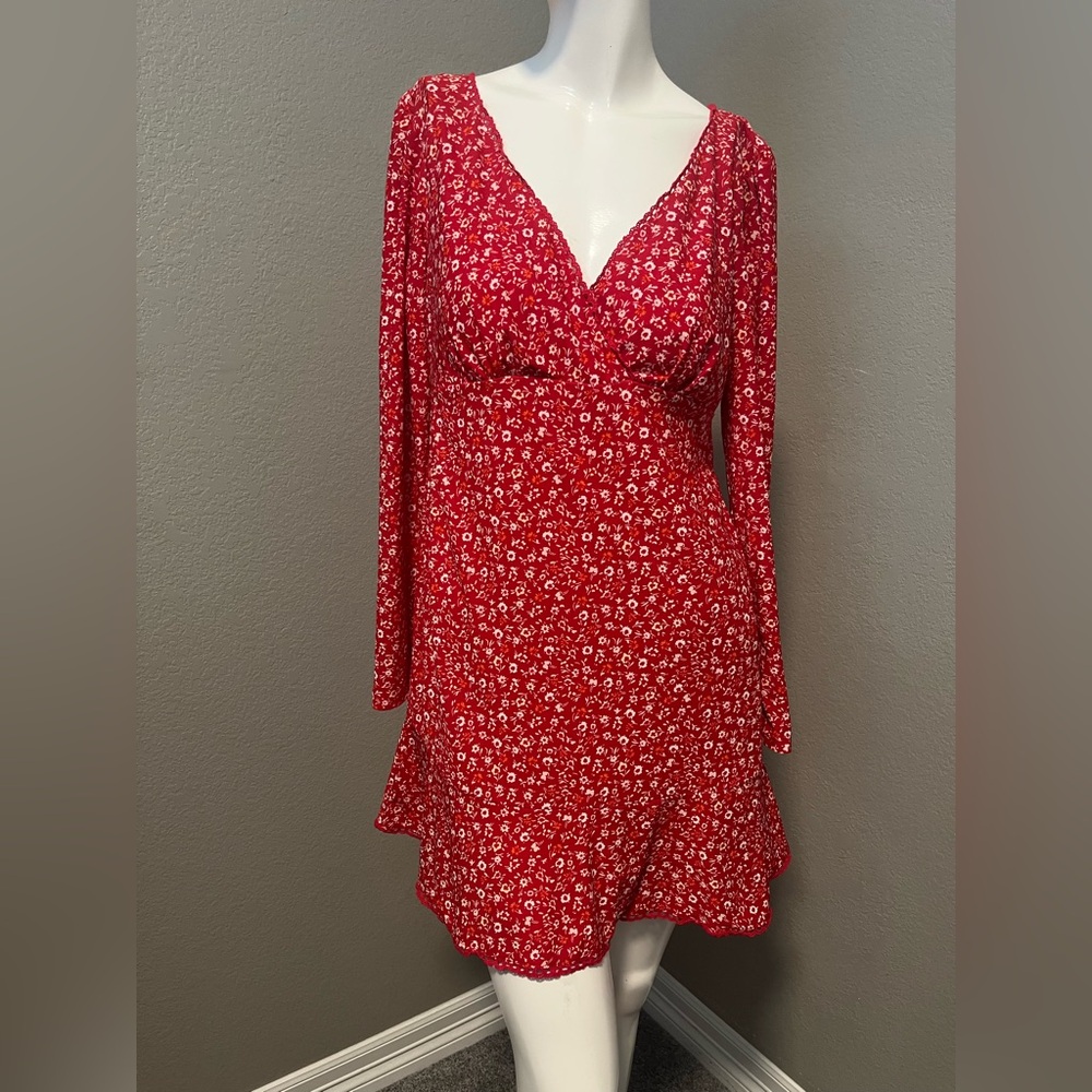 City Studio Jr. Women’s Red Floral Lace Trim Ruffle Skirt LS Mini Dress Size L - Picture 1 of 12